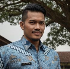 Wahyu Nugroho, S.Pd.